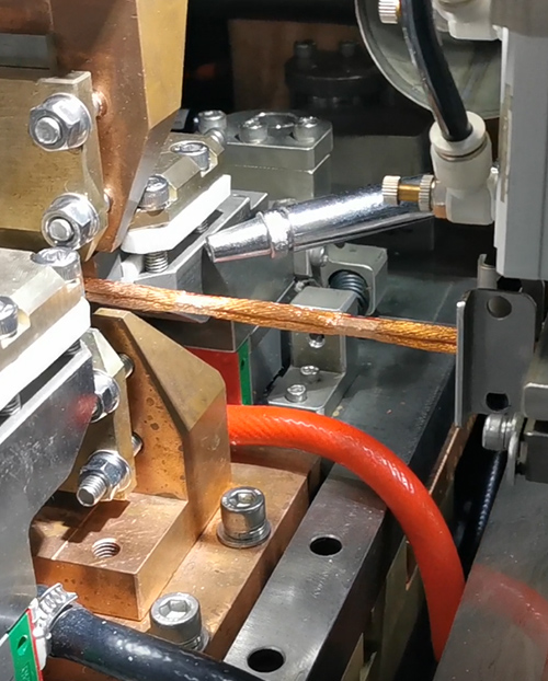 铜编织线自动焊接专机