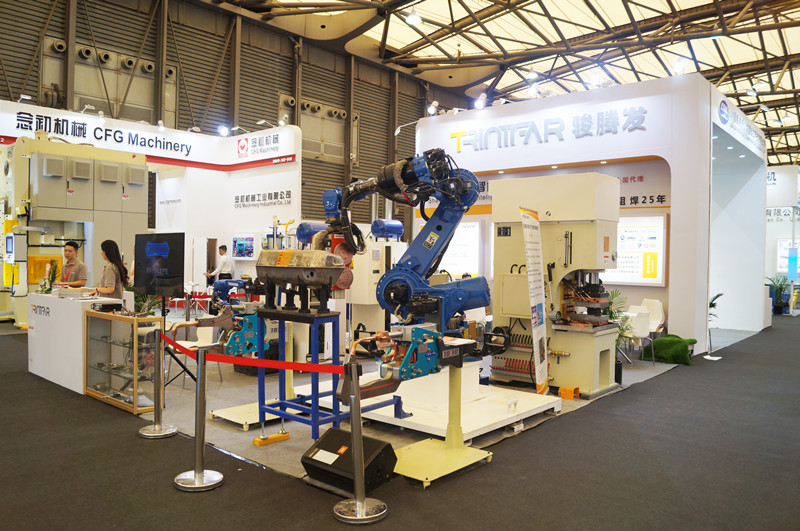 骏腾发公司参加上海国际汽车制造技术与装备及材料展览会